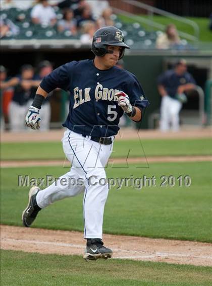 Thumbnail 2 in St. Mary's vs. Elk Grove (CIF SJS D1 Final - Game 2) photogallery.
