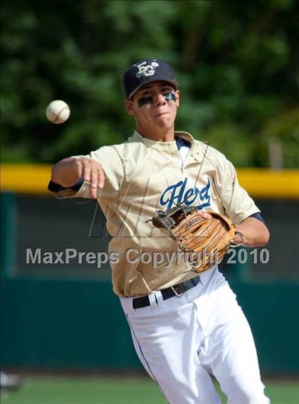 Thumbnail 2 in St. Mary's vs. Elk Grove (CIF SJS D1 Final - Game 2) photogallery.