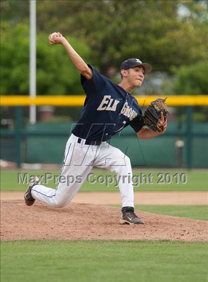 Thumbnail 2 in St. Mary's vs. Elk Grove (CIF SJS D1 Final - Game 2) photogallery.