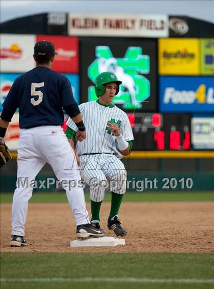 Thumbnail 3 in St. Mary's vs. Elk Grove (CIF SJS D1 Final - Game 2) photogallery.
