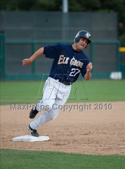 Thumbnail 1 in St. Mary's vs. Elk Grove (CIF SJS D1 Final - Game 2) photogallery.