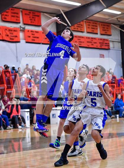 Thumbnail 3 in Paris vs Jessieville (AAA 3A 2nd Round Conference Playoff) photogallery.