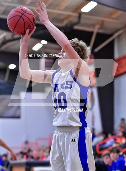 Thumbnail 1 in Paris vs Jessieville (AAA 3A 2nd Round Conference Playoff) photogallery.