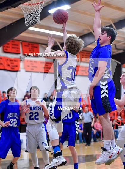 Thumbnail 1 in Paris vs Jessieville (AAA 3A 2nd Round Conference Playoff) photogallery.