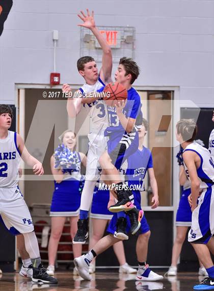 Thumbnail 3 in Paris vs Jessieville (AAA 3A 2nd Round Conference Playoff) photogallery.