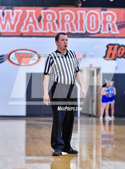 Thumbnail 3 in Paris vs Jessieville (AAA 3A 2nd Round Conference Playoff) photogallery.