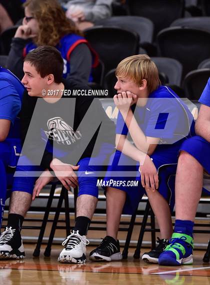 Thumbnail 3 in Paris vs Jessieville (AAA 3A 2nd Round Conference Playoff) photogallery.