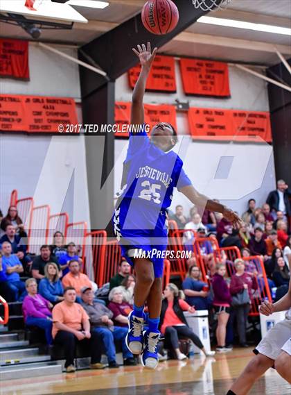 Thumbnail 1 in Paris vs Jessieville (AAA 3A 2nd Round Conference Playoff) photogallery.