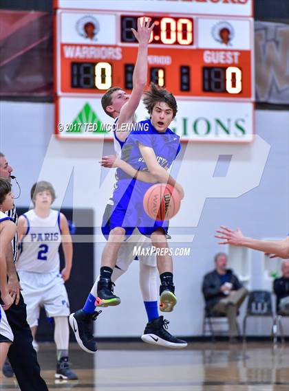 Thumbnail 2 in Paris vs Jessieville (AAA 3A 2nd Round Conference Playoff) photogallery.