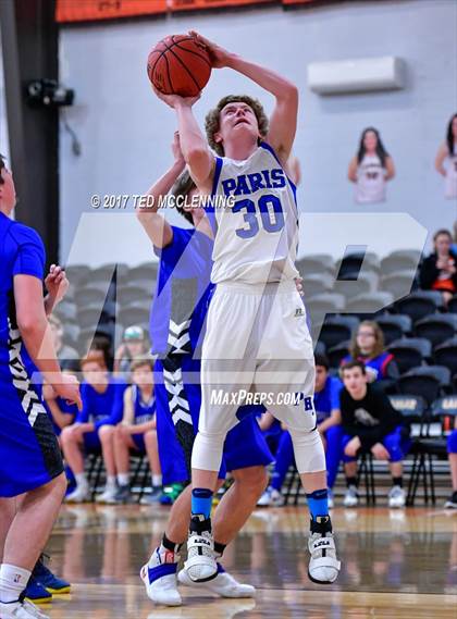 Thumbnail 2 in Paris vs Jessieville (AAA 3A 2nd Round Conference Playoff) photogallery.
