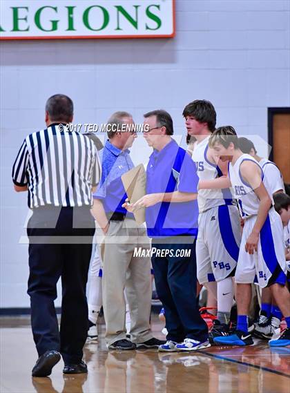 Thumbnail 1 in Paris vs Jessieville (AAA 3A 2nd Round Conference Playoff) photogallery.