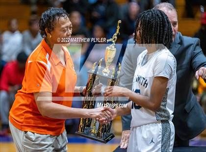 Thumbnail 3 in E.E. Smith vs. South View (Cumberland County Holiday Classic) photogallery.