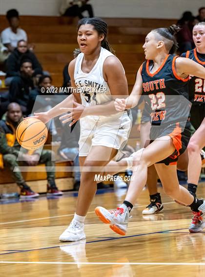 Thumbnail 1 in E.E. Smith vs. South View (Cumberland County Holiday Classic) photogallery.