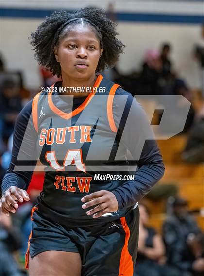 Thumbnail 1 in E.E. Smith vs. South View (Cumberland County Holiday Classic) photogallery.