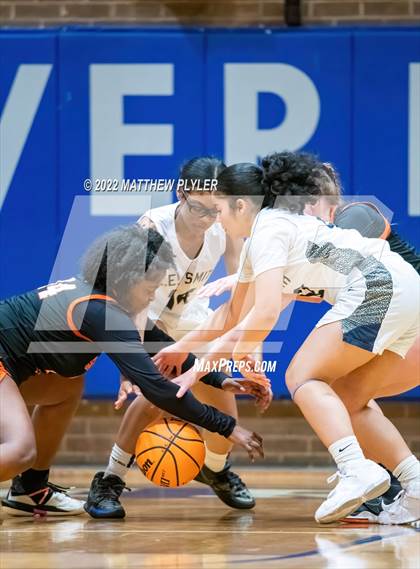 Thumbnail 3 in E.E. Smith vs. South View (Cumberland County Holiday Classic) photogallery.