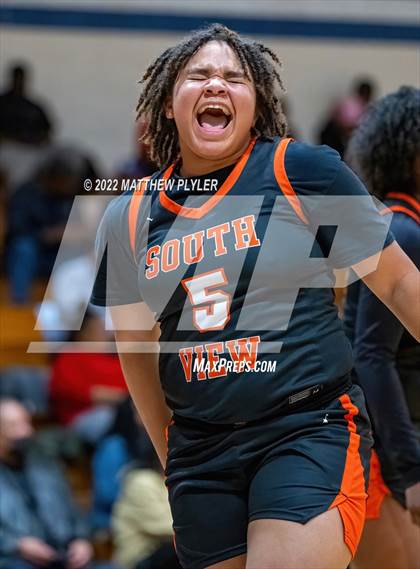 Thumbnail 2 in E.E. Smith vs. South View (Cumberland County Holiday Classic) photogallery.