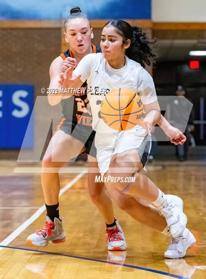 Thumbnail 2 in E.E. Smith vs. South View (Cumberland County Holiday Classic) photogallery.