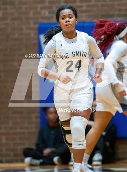 Thumbnail 1 in E.E. Smith vs. South View (Cumberland County Holiday Classic) photogallery.