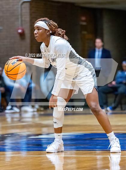 Thumbnail 3 in E.E. Smith vs. South View (Cumberland County Holiday Classic) photogallery.