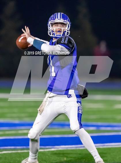 Thumbnail 1 in Greenwich @ Darien (CIAC Quarterfinal Playoff) photogallery.