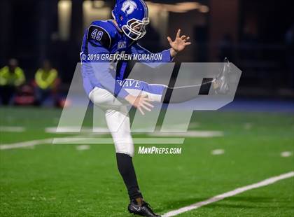 Thumbnail 3 in Greenwich @ Darien (CIAC Quarterfinal Playoff) photogallery.