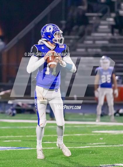 Thumbnail 1 in Greenwich @ Darien (CIAC Quarterfinal Playoff) photogallery.