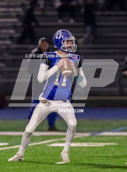 Thumbnail 3 in Greenwich @ Darien (CIAC Quarterfinal Playoff) photogallery.