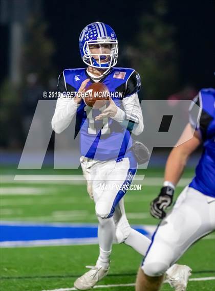 Thumbnail 2 in Greenwich @ Darien (CIAC Quarterfinal Playoff) photogallery.
