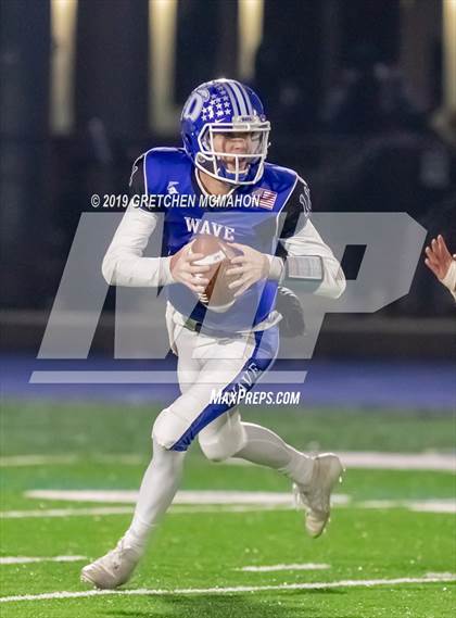 Thumbnail 2 in Greenwich @ Darien (CIAC Quarterfinal Playoff) photogallery.