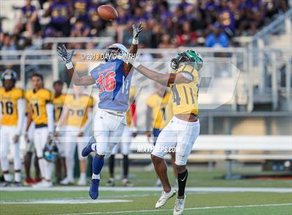 Thumbnail 2 in Kansas vs. Missouri All-Star Game photogallery.