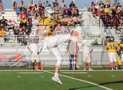 Thumbnail 1 in Kansas vs. Missouri All-Star Game photogallery.