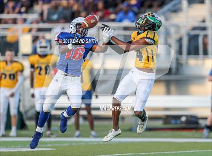 Thumbnail 1 in Kansas vs. Missouri All-Star Game photogallery.