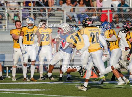 Thumbnail 1 in Kansas vs. Missouri All-Star Game photogallery.