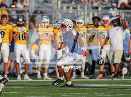 Thumbnail 1 in Kansas vs. Missouri All-Star Game photogallery.