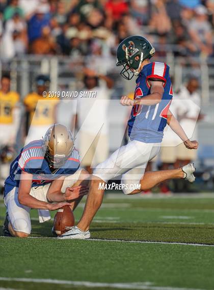 Thumbnail 1 in Kansas vs. Missouri All-Star Game photogallery.