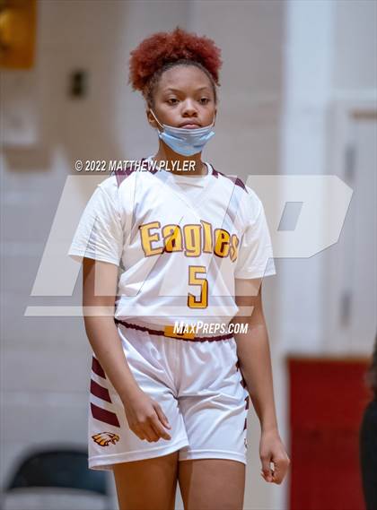 Thumbnail 1 in South View @ Douglas Byrd photogallery.