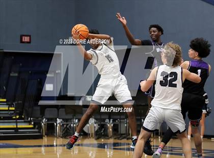 Thumbnail 3 in Sacramento @ Vista del Lago photogallery.