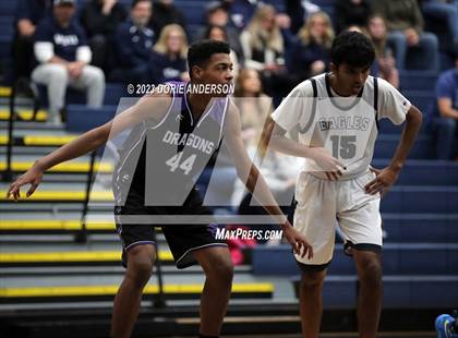 Thumbnail 1 in Sacramento @ Vista del Lago photogallery.