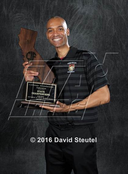 Thumbnail 2 in Harvard-Westlake (CIF State D4 Award Photos) photogallery.
