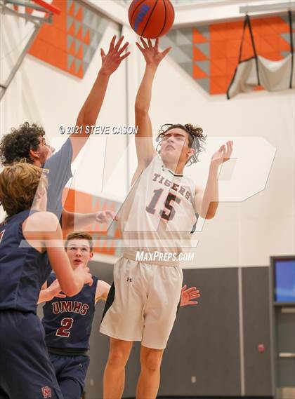 Thumbnail 3 in Roseville vs Union Mine (Tiger Classic) photogallery.