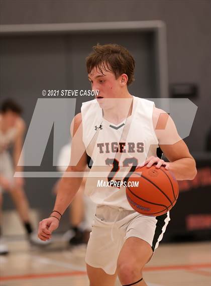 Thumbnail 2 in Roseville vs Union Mine (Tiger Classic) photogallery.