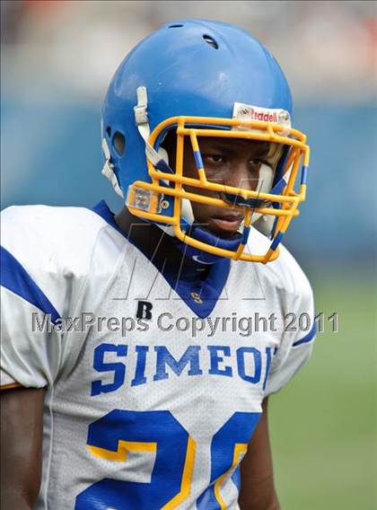 Thumbnail 3 in Simeon vs. Mount Carmel (2010 Kickoff Classic) photogallery.