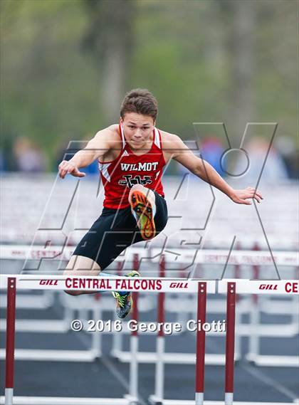 Thumbnail 3 in Kenosha County Outdoor Track & Field Meet  photogallery.