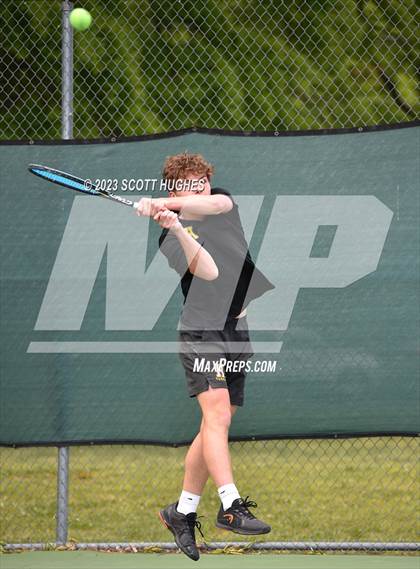 Thumbnail 3 in TSSAA District 8 2A Individuals (Round 2) photogallery.