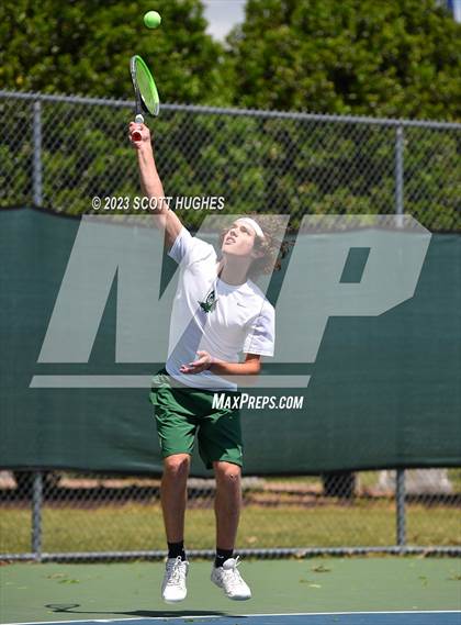 Thumbnail 3 in TSSAA District 8 2A Individuals (Round 2) photogallery.