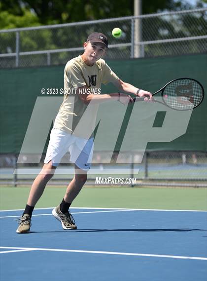 Thumbnail 2 in TSSAA District 8 2A Individuals (Round 2) photogallery.
