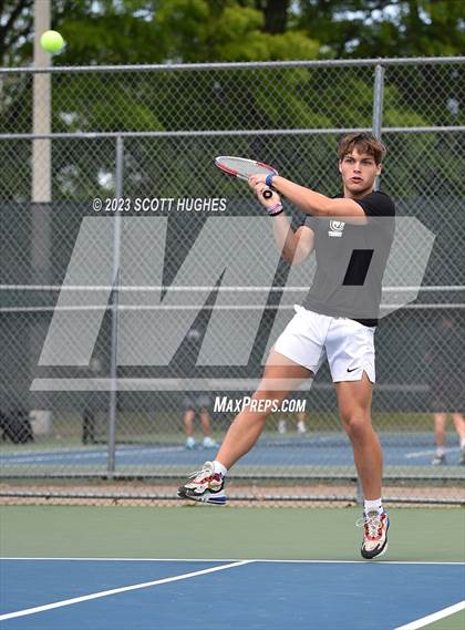 Thumbnail 1 in TSSAA District 8 2A Individuals (Round 2) photogallery.