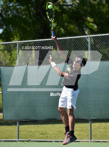 Thumbnail 2 in TSSAA District 8 2A Individuals (Round 2) photogallery.