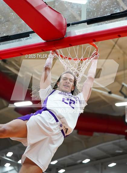 Thumbnail 2 in Mt. Vernon vs. Brownsburg (IHSAA 4A Regional) photogallery.