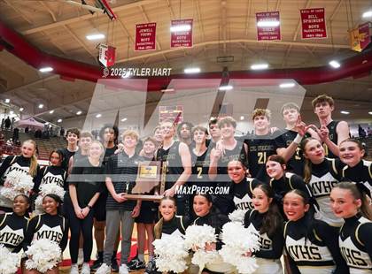 Thumbnail 1 in Mt. Vernon vs. Brownsburg (IHSAA 4A Regional) photogallery.